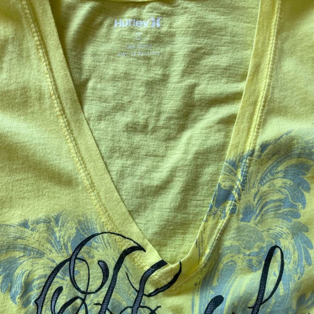 Hurley V-Neck Top, Yellow, Size S - Picture 2 of 2